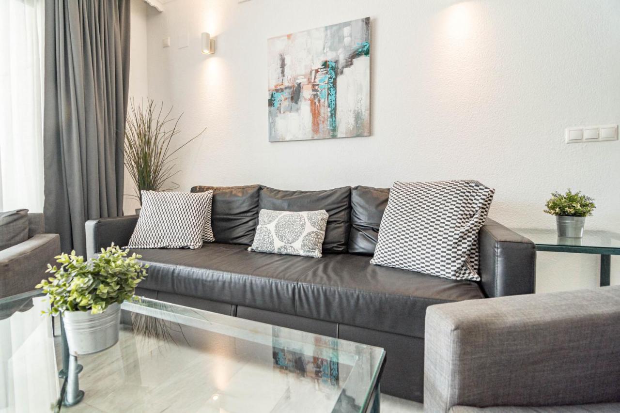 Harbor Getaway In The Heart Of Puerto Banus With Walking Dictance To Everything Marbella Luaran gambar