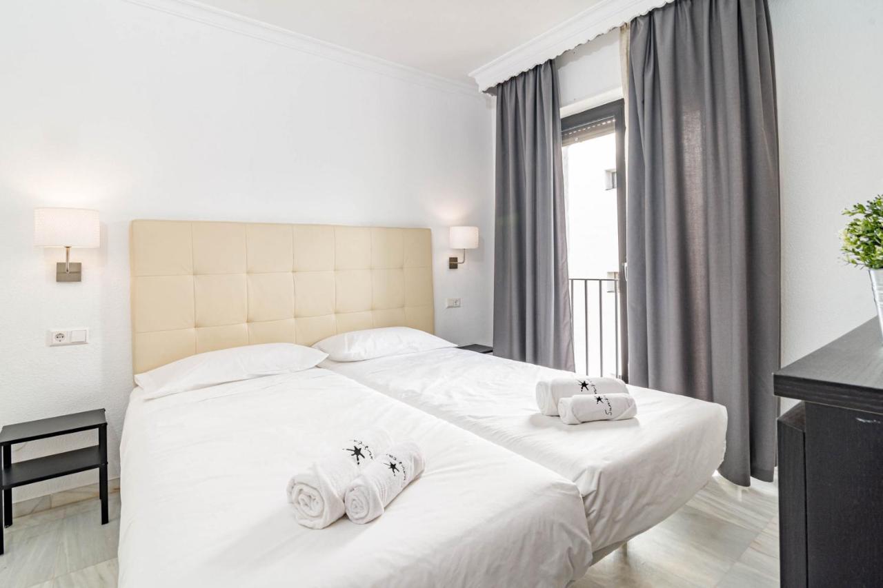 Harbor Getaway In The Heart Of Puerto Banus With Walking Dictance To Everything Marbella Luaran gambar
