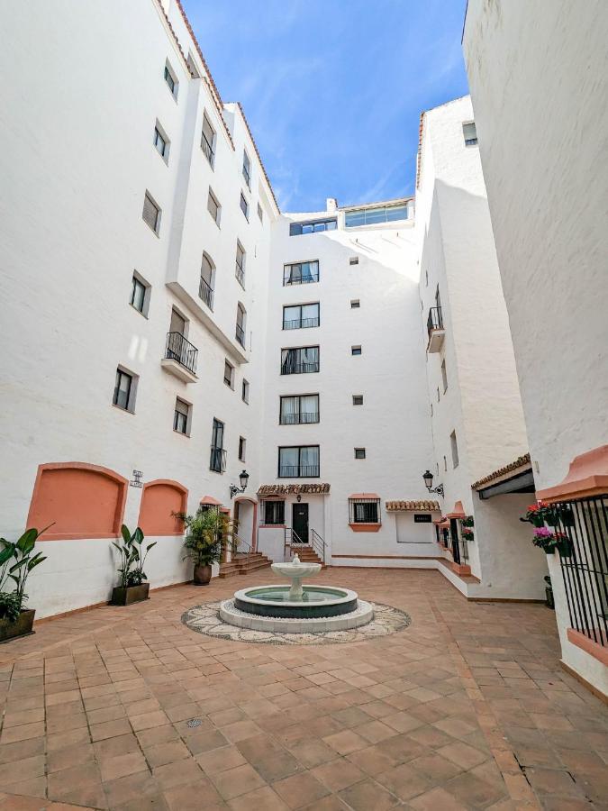Harbor Getaway In The Heart Of Puerto Banus With Walking Dictance To Everything Marbella Luaran gambar