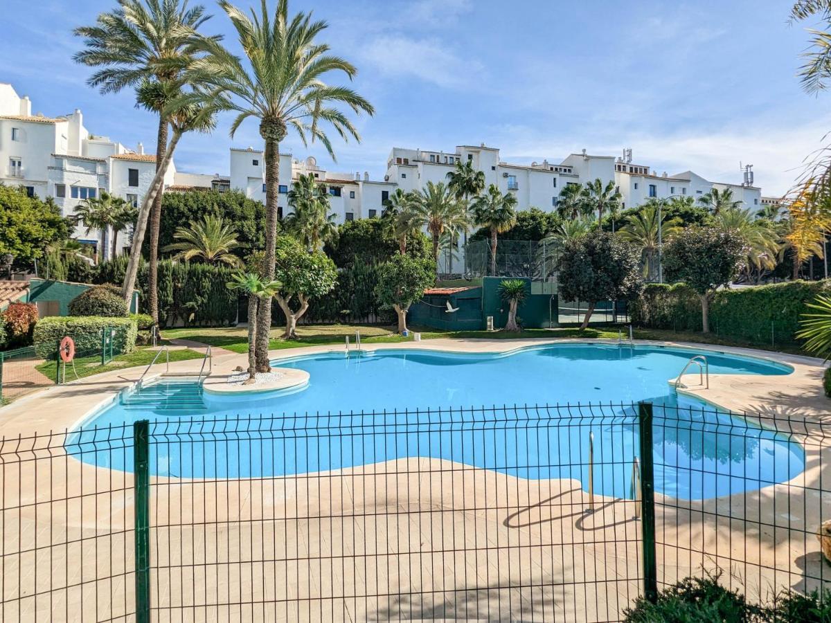 Harbor Getaway In The Heart Of Puerto Banus With Walking Dictance To Everything Marbella Luaran gambar